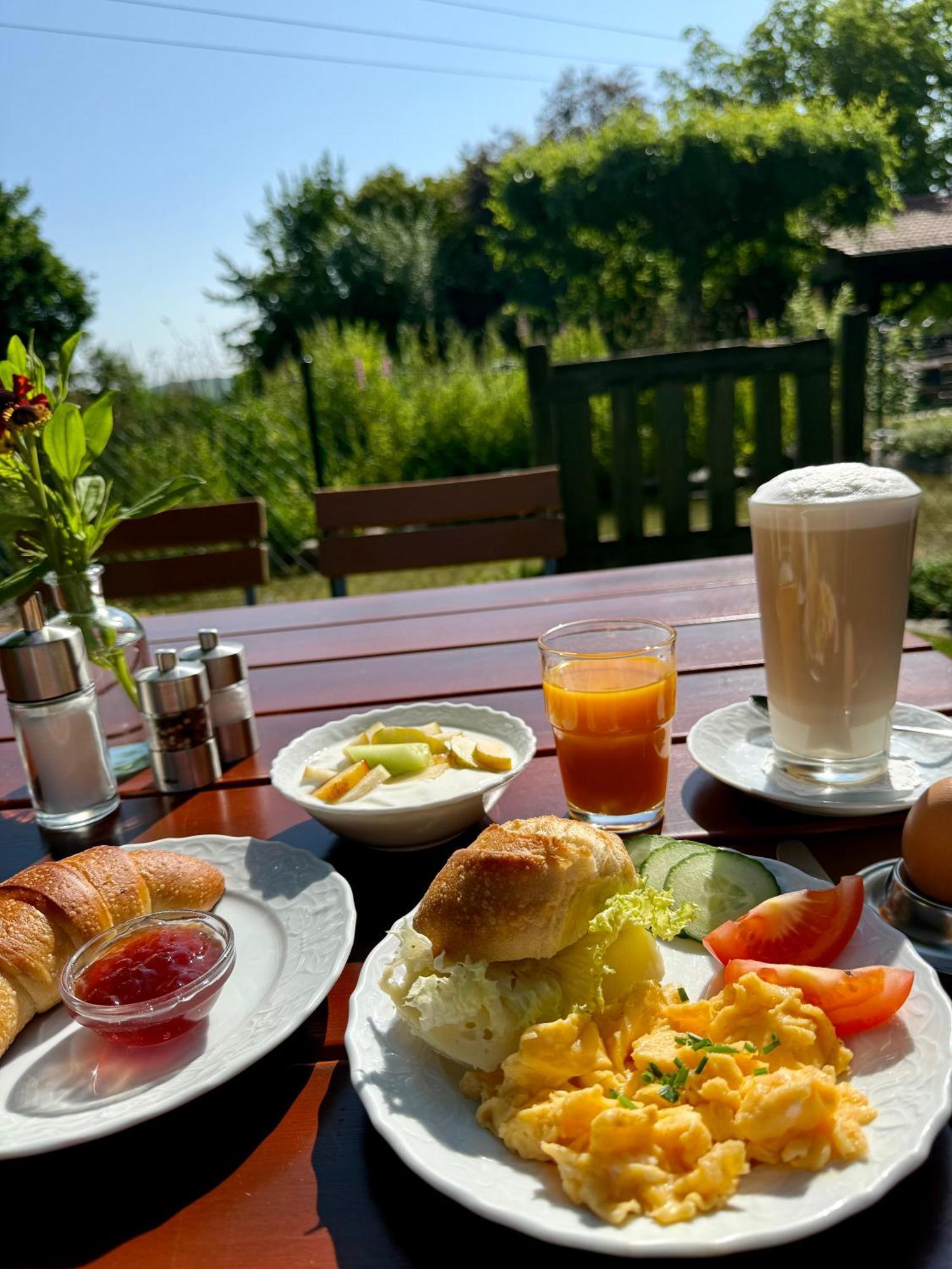 Gut Wildberg Mit Badeteich Hotel Meißen